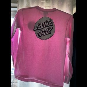Women’s long sleeve t-shirt.
